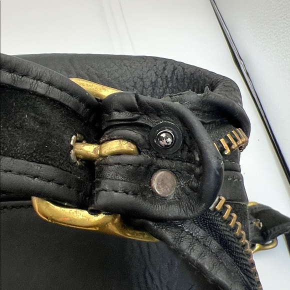 Vintage Coach Black Leather Bucket Crossbody – Glove-Tanned Leather – - Picture 6 of 6